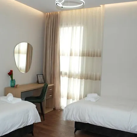 아파트 Lindi's 8/2