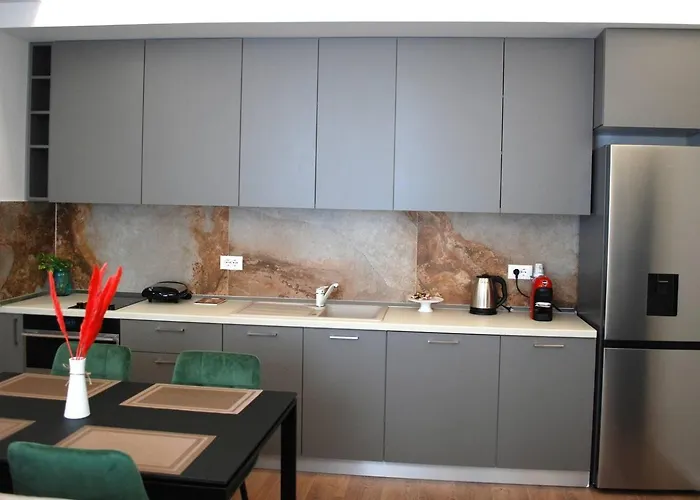 Appartement Lindi's 8/2 *